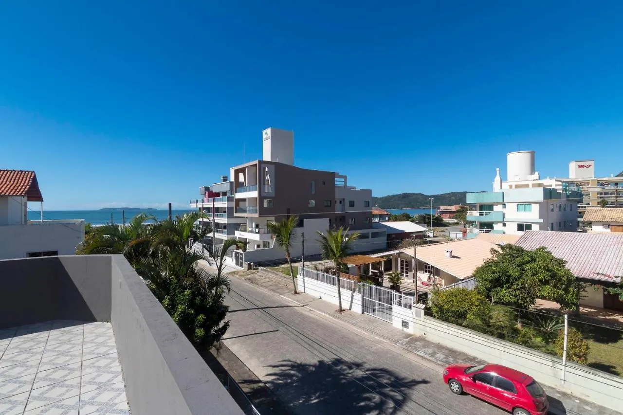 Residencial Melfi 2 Apartamento Com Piscina Bombinhas 0*,